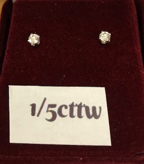 1/5ctw Diamond earrings 