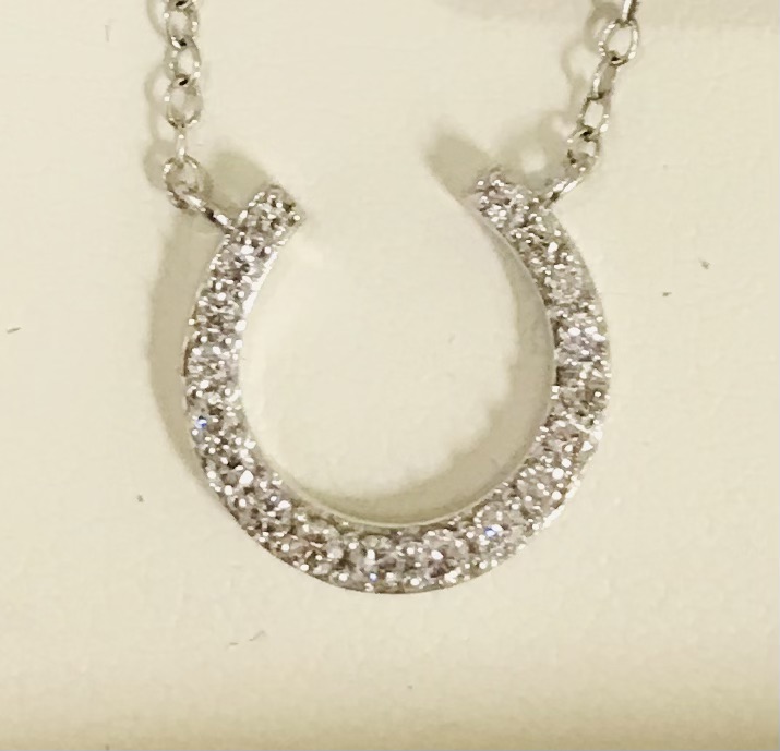 Open Diamond Circle Pendant Necklace 