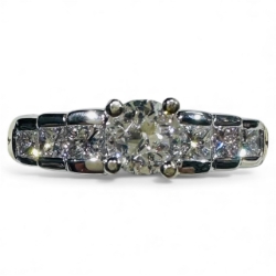 1.12ctw Diamond engagement Ring 