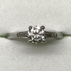 1/3ctw Diamond Engagement Ring 