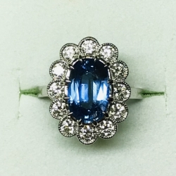 Ladies Sapphire &amp; Diamond Ring 