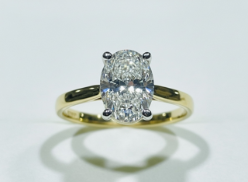 Lab Grown Oval-Cut Diamond Solitaire 
