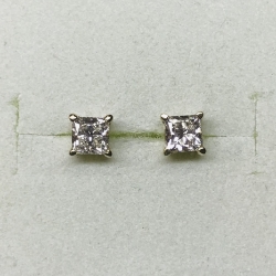 Princess-Cut Lab-Diamond Stud Earrings 