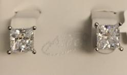 3CTW Swarovski Stud Earrings 