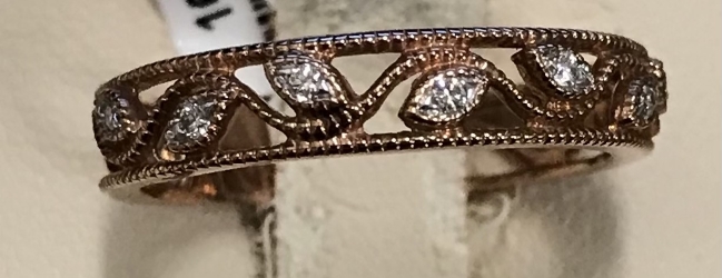 Ladies Diamond Band 