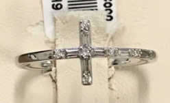 Ladies Cross Ring 