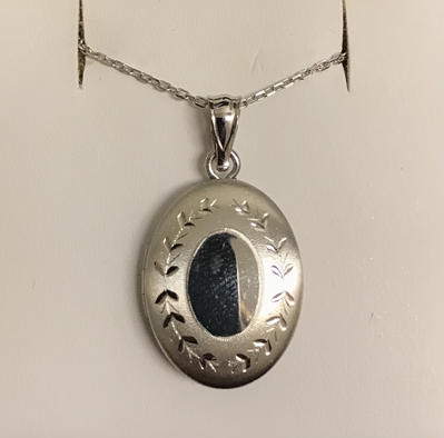 SS Oval Locket with DC Border 