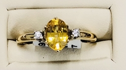 Ladies Yellow Sapphire & Diamond Ring. 
