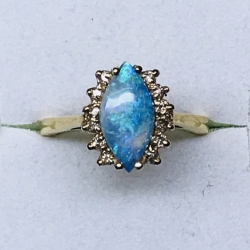 Ladies Opal &amp; Diamond Ring 