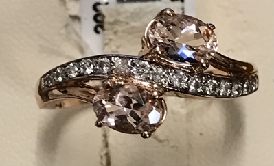Ladies Morganite & Diamond Ring 