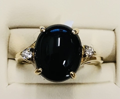 Ladies Onyx & Diamond Ring 