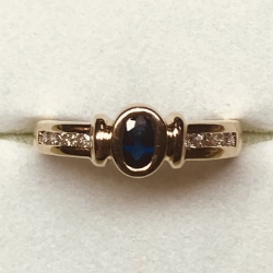 Ladies Sapphire &amp; Diamond Ring 