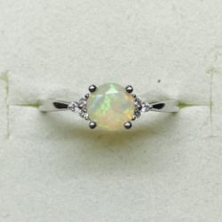 Opal & Diamond Ring 