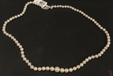 Graduated Pearl Necklace 