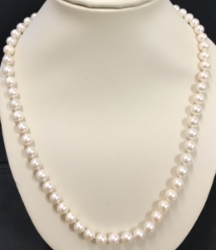 23" Akoya Pearl Necklace 