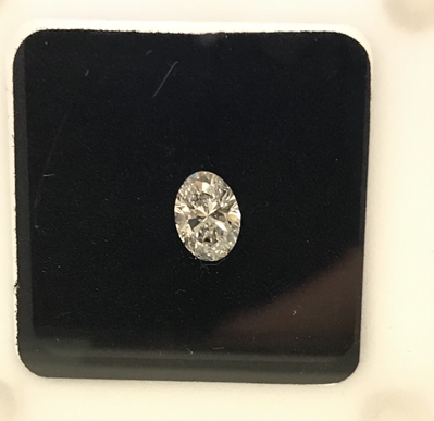 Lab Grown 1ct Oval Diamond 